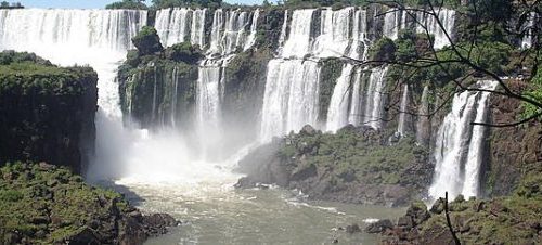 Parco Nazionale Iguazù luogo dalla bellezza indescrivibile e avvolgente.